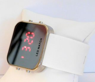 Sport Style Led Digital Watch Mirror Surface White Silicone Band,  Good