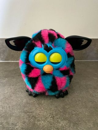 Hasbro Furby Boom Blue/pink/black Triangles 2012 (and)
