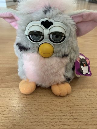 Vintage Furby 1998 model 70 - 800 Gray With Black Spots Pink belly. 2