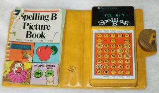Vtg 1970s Texas Instruments Electronic Spelling B Bee Game W Case & Booklet 1978