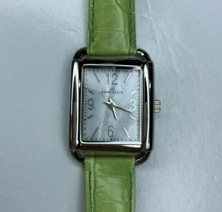 E Anne Klein Silver Lime Neon Green Croc Mother Pearl 10/9359 Stainless