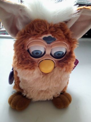Tiger Electronics Furby 1999 Brown/ White With Tags