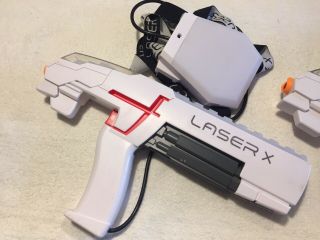 LASER X Set of 2 - Two Player Laser Gaming Set indoor/Outdoor LAZER TAG GUNS 2