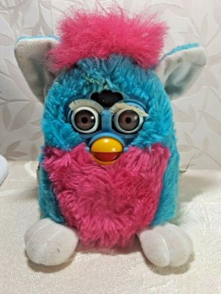 1999 Tiger Electronics Furby Baby Turquoise Hot Pink Plastic Tag