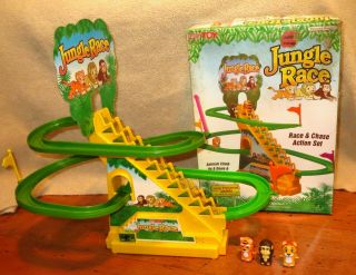 Jungle Race Dah Yang Toys 1994 " Chase & Race " Box Great