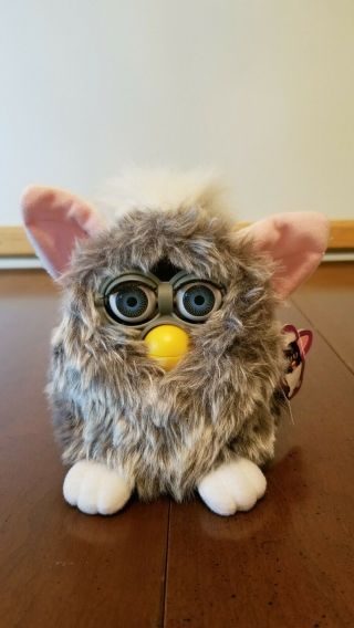 1998 Furby White And Grey Model 70 - 800 Tiger Electronics With Tag Not