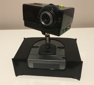 Jakks Pacific Eyeclops Bionic Eye Multi Zoom Magnifier and Mini LED Projector 2