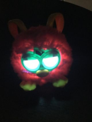 2012 Hasbro Furby Party Rockers Creature (Pink Loveby w/ Yellow Ears) 10CM 2