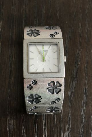 Lucky Brand Watch 16/1025 Y121e Clovers Brushed Stainless Battery Tare Style