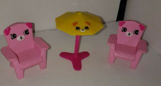 Shopkins 2018 Mcdonalds Happy Meal Toy Pink Chairs & Yellow Umbrella