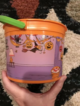 McDonald ' s 2016 Halloween It’s the Great Pumpkin Charlie Brown 50 years Pail Org 2