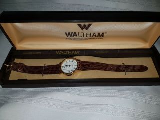 Unisex Vintage Waltham Swiss Made Quartz Wristwatch - Old Stock