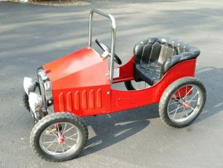 Baghera 1938 Classic Kids Pedal Car,  Ride On,  Red & Black,  Spoked Wheels,  3,