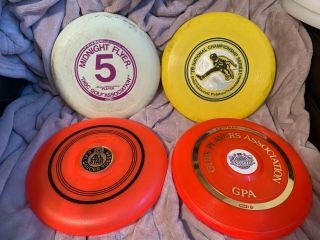 Wham - O Frisbee Assorted Set Of 4 Discs The Midnight Flyer 70 Small Crack