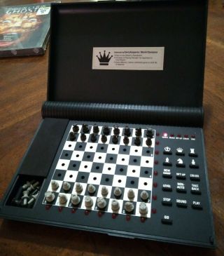 Radio Shack Portable 1650l Sensory Chess Computer Vintage Video Game Complete