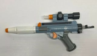 2006 Star Wars Nerf Rebel Trooper Dh - 17 Blaster Dart Gun Hasbro W/laser Sight