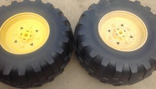 John Deere Peg Perego Gator Xuv Rear Wheel Set (2 Tires) Left & Right -