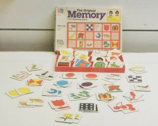 1980 The Memory Card Matching Game 70 / 72 Cards Missing 2 Cards C6
