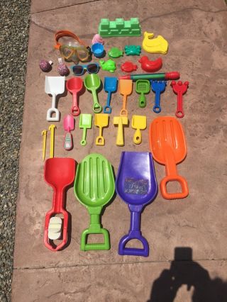 Sand Box & Beach Toys (assorted 33 Pc Fun Set) (molds,  Shovels,  Many More)