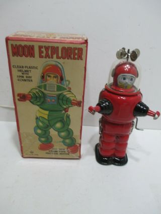 Vintage Yoshiya Japanese Moon Explorer Tin Wind Up Robot N