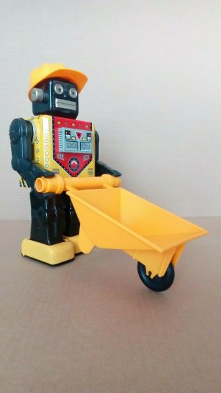 VINTAGE S.  H.  HORIKAWA BUSY CART ROBOT 60s Japan space battery operated 2
