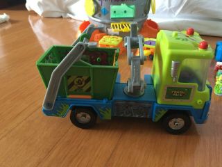 The Trash Pack Moose Toys Garbage Truck