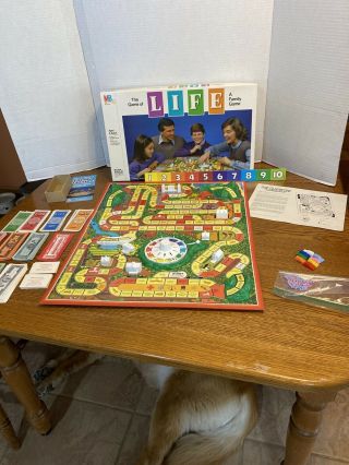 Milton Bradley " The Game Of Life " Board Game 1985 Complete