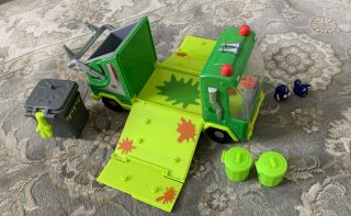 Moose Toys Trashies The Trash Pack Garbage Truck W.  2 Trashies & Cans - Complete