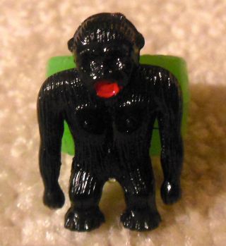 Vintage 1960s King Kong Figure Ring - Monster Toy Premium - /