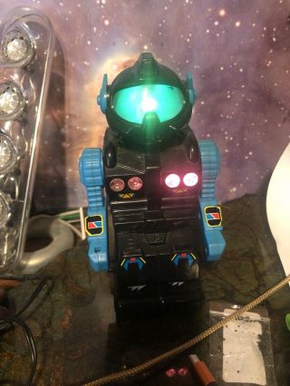 TOY ROBOT ELECTRONIC ASTRO - BOT 80S? 3