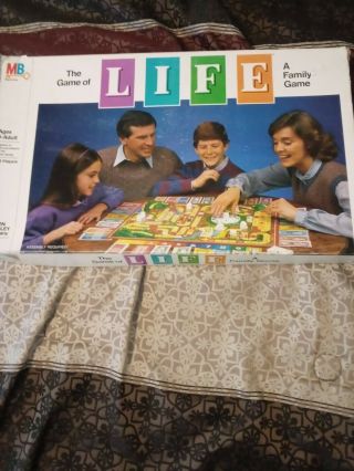Milton Bradley " The Game Of Life " Board Game 1985 Pre - Owned Complete