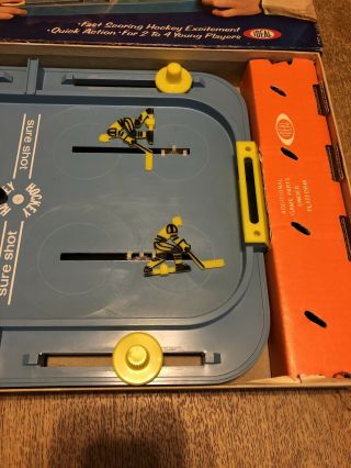 Vintage 1970 Sure Shot Hockey Game Ideal Toy COMPLETE,  Ideal Game,  Ice Hockey 3