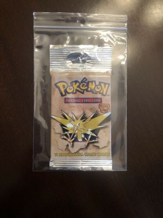 1999 Pokemon Fossil Booster Pack (unweighed) (unlimited) [sealed]