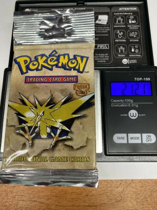 1999 Pokemon Fossil Booster Pack Zapdos Wotc Rare Heavy 21g,