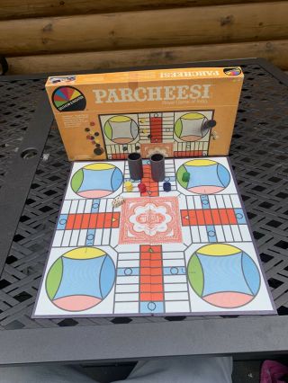 Vintage 1982 Parcheesi Board Game Of India Selchow & Righter Complete