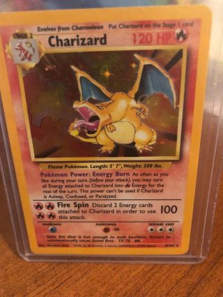 Pokemon Charizard - Holo Rare - 4/102 - Hp