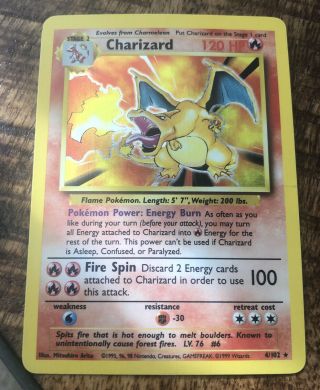 Pokemon - Charizard Holo Rare 4/102 - 120 Hp