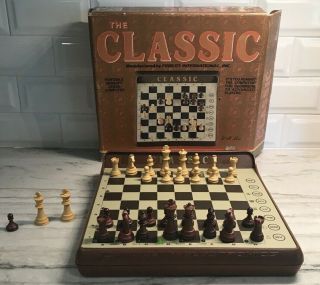 The Classic Fidelity Sensory Electronic Chess Set Model Cc8 Missing 2 Pawn
