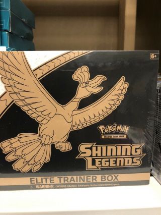 Pokémon Tcg: Shining Legends Elite Trainer Box