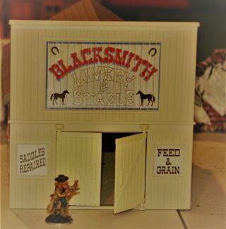 28mm Western Livery Stable And Blacksmith