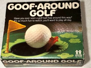 Vintage 1980 Tomy Goof Around Golf Wind Up Board Game Carry Case V Good