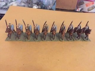 25mm Metal Medieval Mounted Knights 10 Count