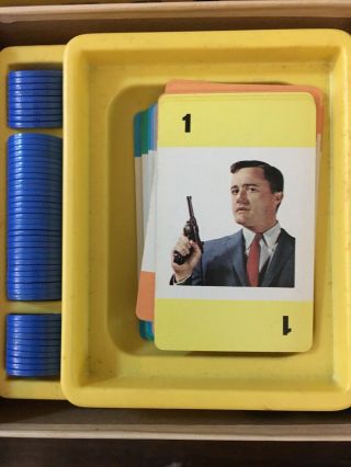1965 The MAN FROM UNCLE Card GAME 4532 2