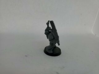 Warhammer 40k Space Marine Captain With Chainsword 2