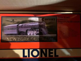 lionel locomotive6 - 28084 NYC Dreyfus Hudson 4 - 6 - 4.  O - scale.  Have Box 2