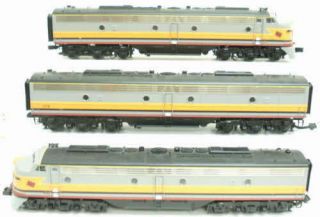 MTH 20 - 2304 - 1 O Milwaukee EMD E - 8 ABA Diesel Locomotive Set w/PS 2.  0 (Set of 3) 2