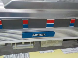 Aristo - Craft ART - 22805 AMTRAK Rail Diesel Car G Scale 2