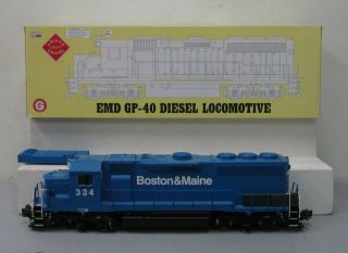 Aristo - Craft 23511 Boston & Maine Gp - 40 Diesel Locomotive 334 Ex/box