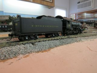 Broadway Limited Paragon 3,  2 - 8 - 0 N&W Consolation Steam Engine 3