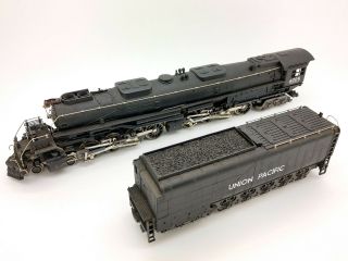 Ho Up Big Boy 4 - 8 - 8 - 4 Steam Locomotive & Tender Standard Dc - Rivarossi